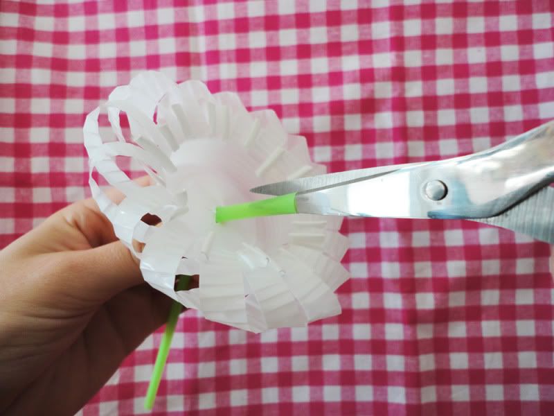 Plastic cup flower DIY Magical Daydream
